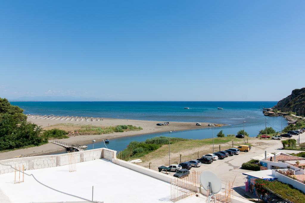 Art I Apartments Улцин Екстериор снимка